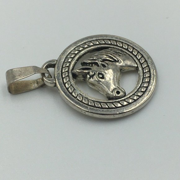 Round Silver Tone HORSE CHARM for Bracelet or Necklace Chain - Picture 4 of 4